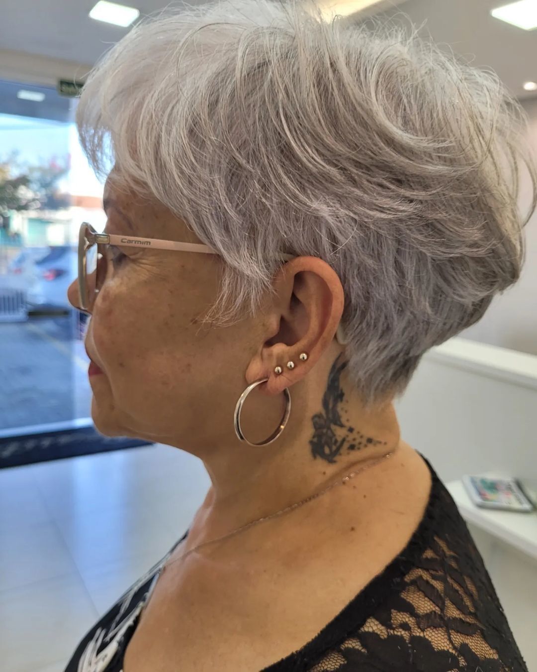 corte moderno para mulheres maduras