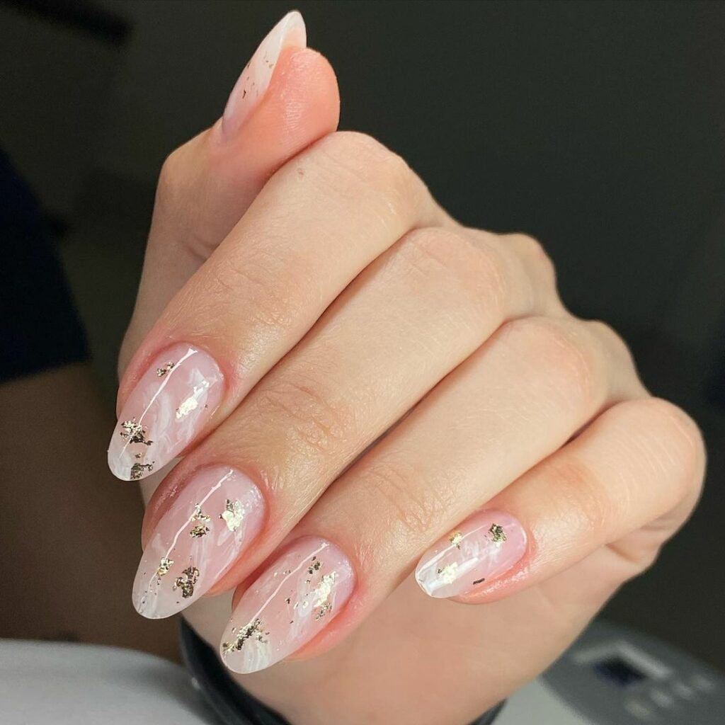 unha almond alongada