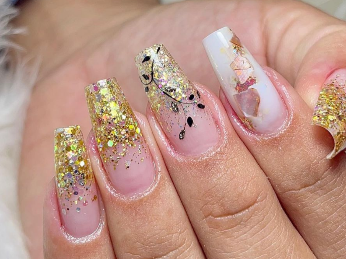 unha de gel com desenhos