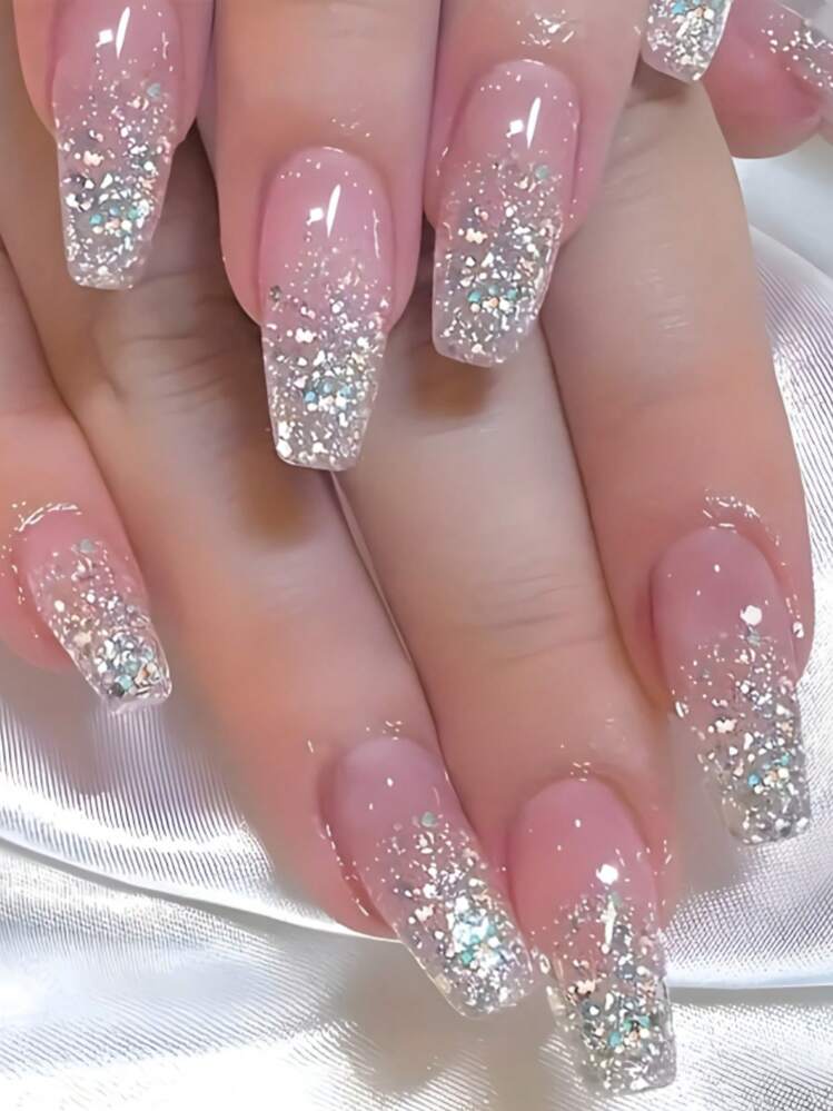 unha de gel rosa chiclete com glitter