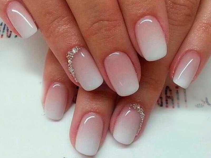 unhas de noiva degradê
