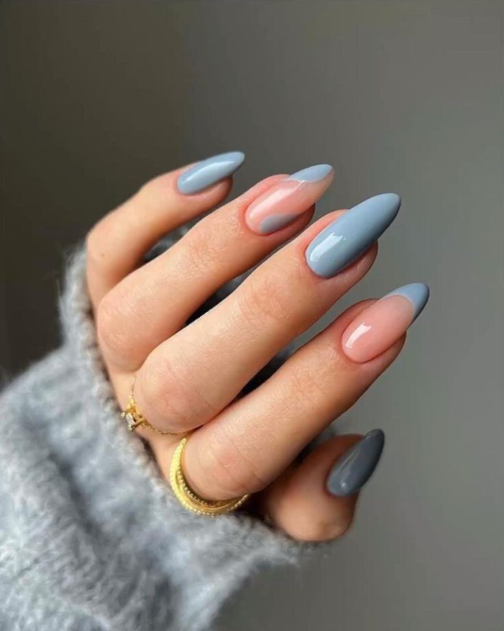 unhas azuis decoradas