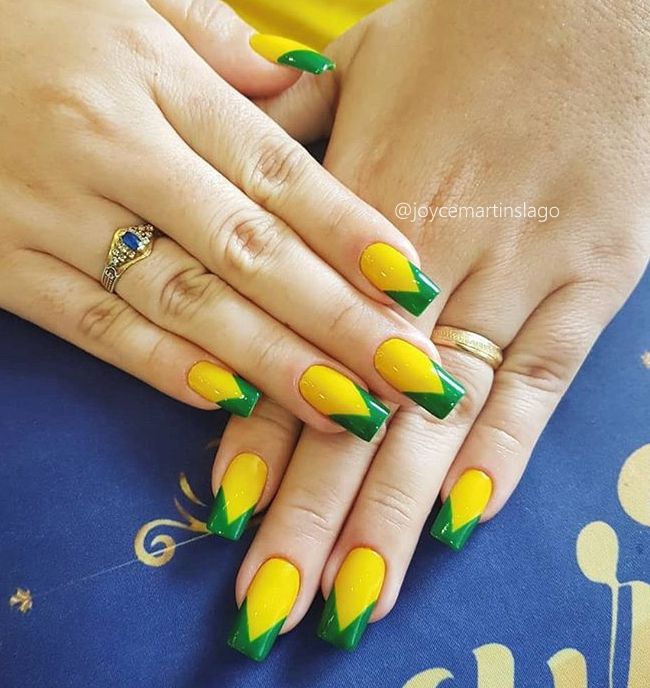 Unhas decoradas chamativas para final de semana