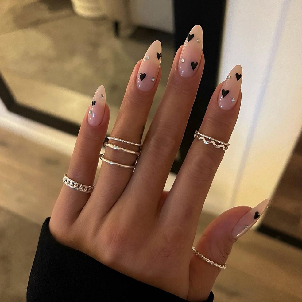 unhas minimalistas