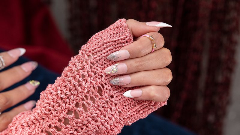 decoração de unhas fina