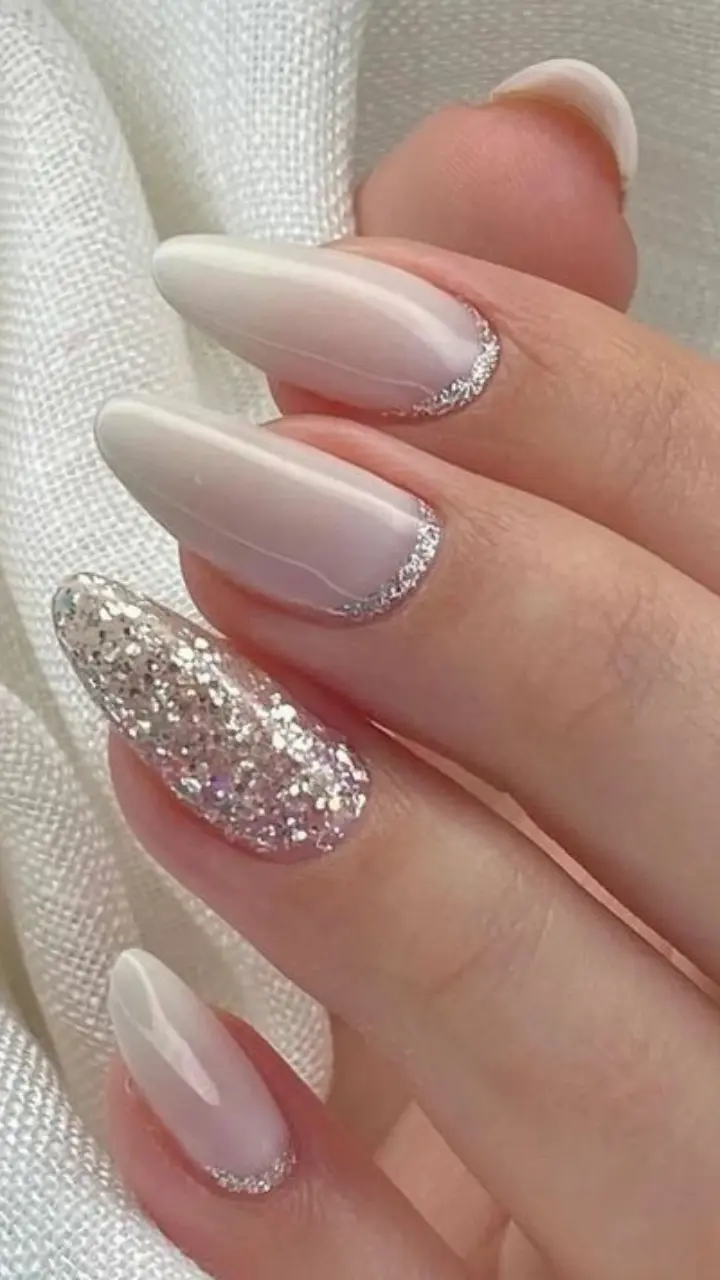 unhas decoradas gel branco