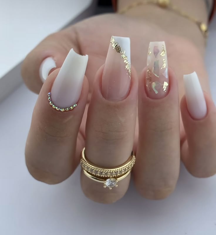 unhas brancas gel