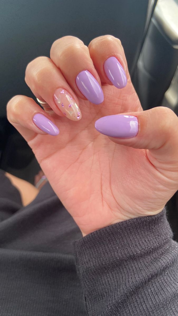nail art lilás
