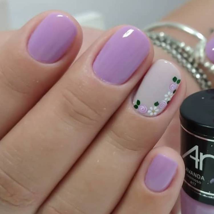 nail art lilás