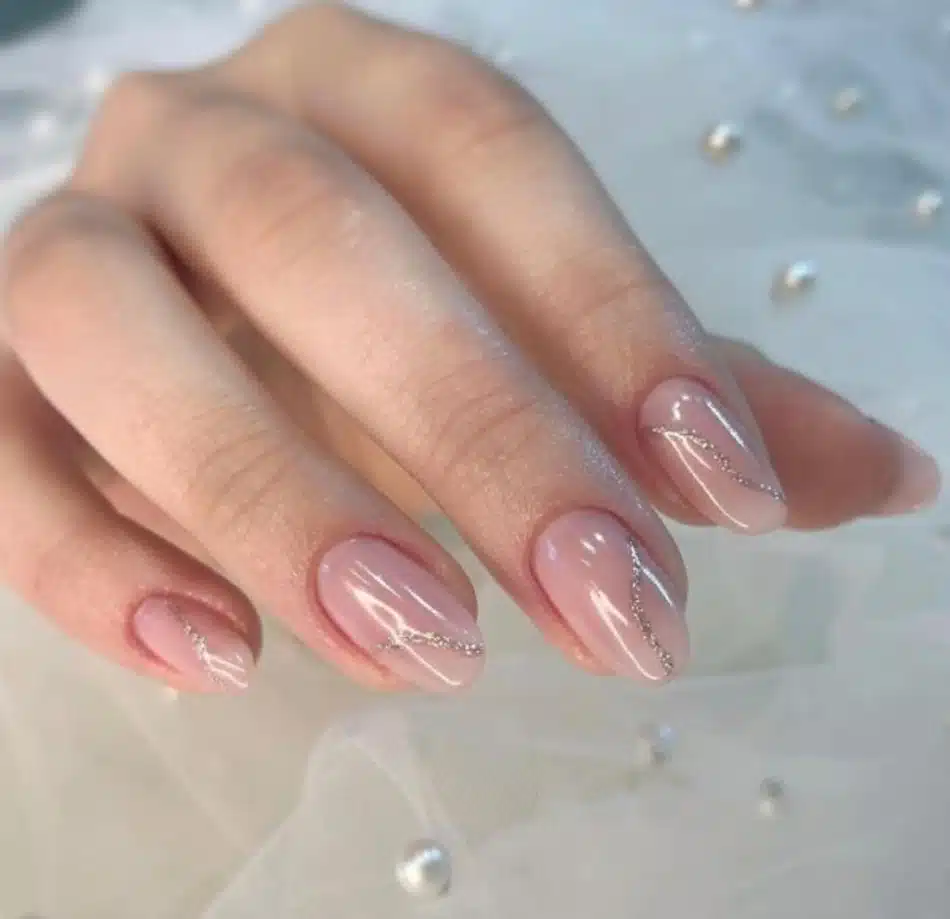 nail art discreta