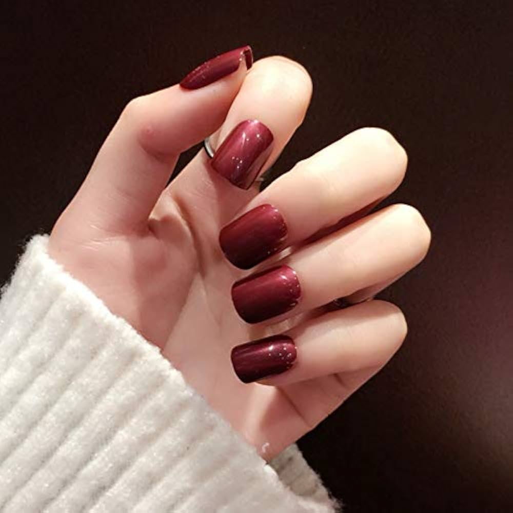 como decorar unhas vermelhas