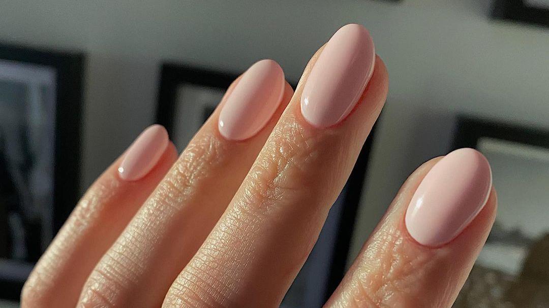 unhas florais pastel