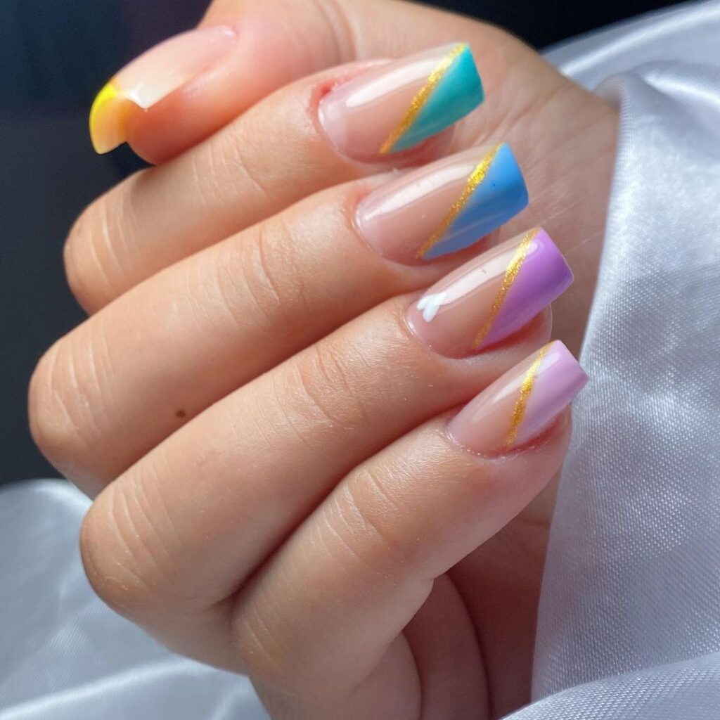 unhas aura pastel