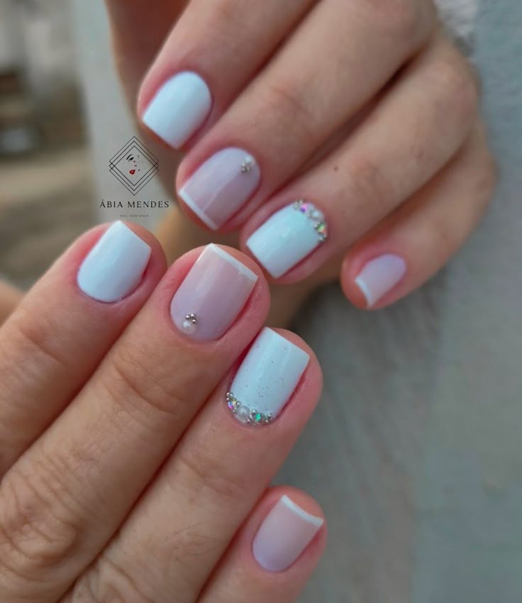 unhas brancas leitosas