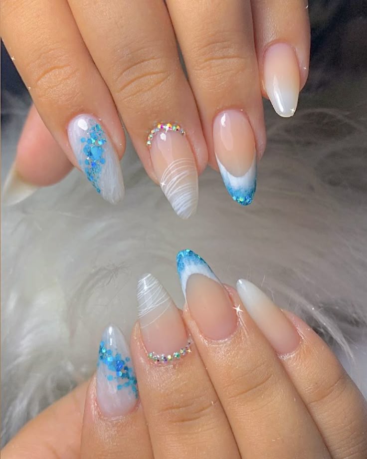 nail art azul claro