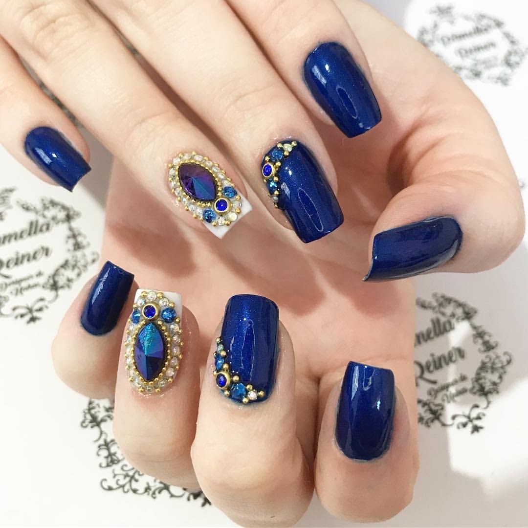 unhas em gel azul royal decoradas passo a passo