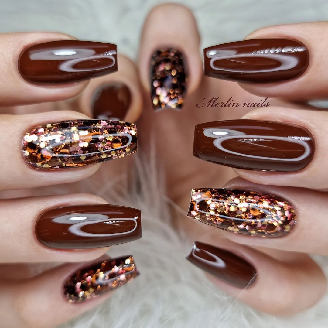 nail art marrom