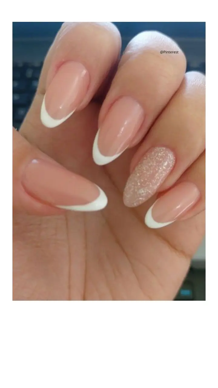 unhas em gel curtas