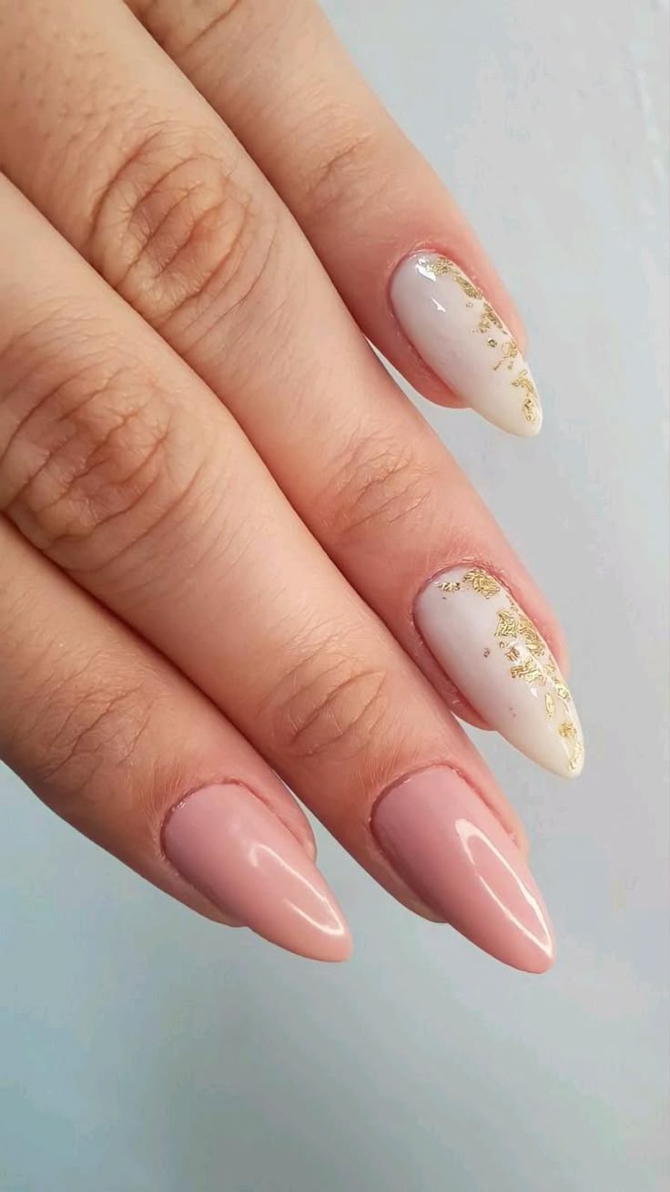 unhas bege