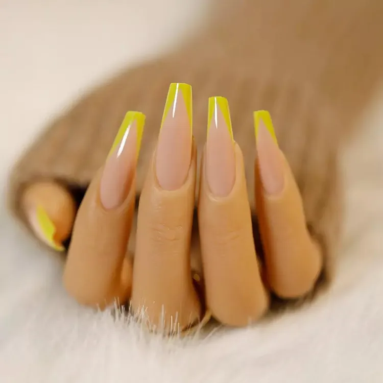 unhas postiças longas