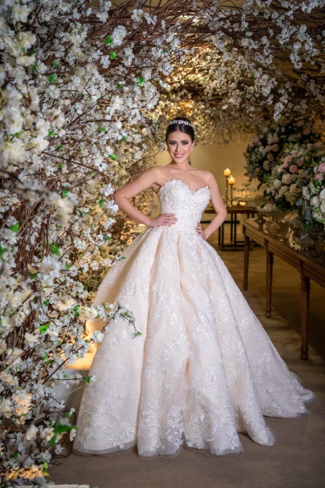 vestido de noiva minimalista chique