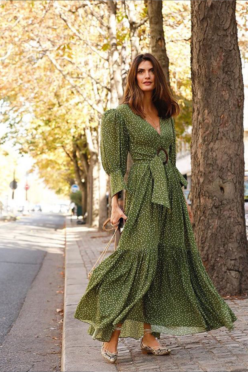 vestido longo com sapatilha