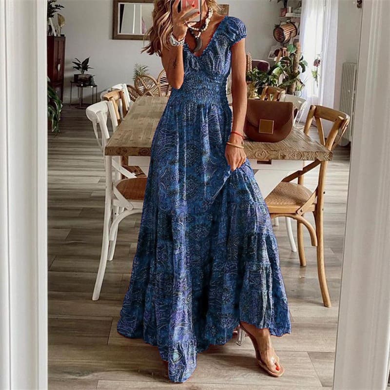 vestido longo estampado com cintura marcada