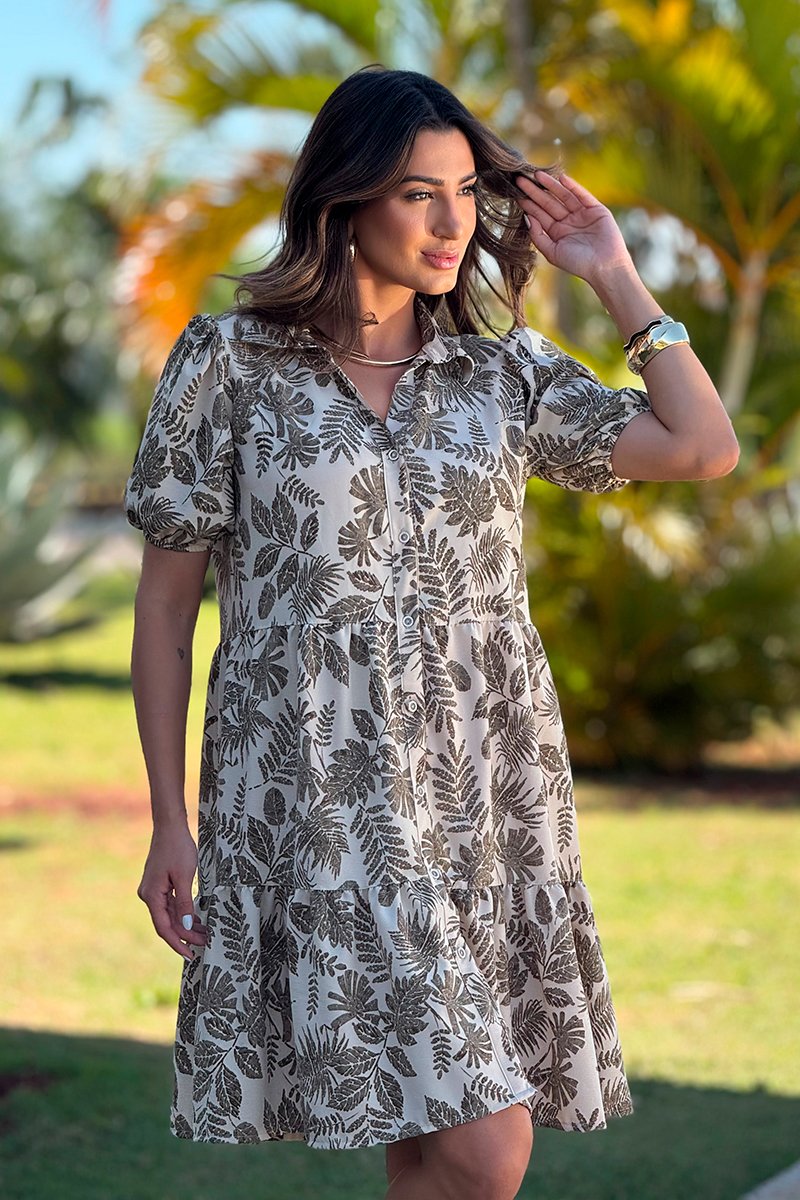 vestido midi floral com mangas