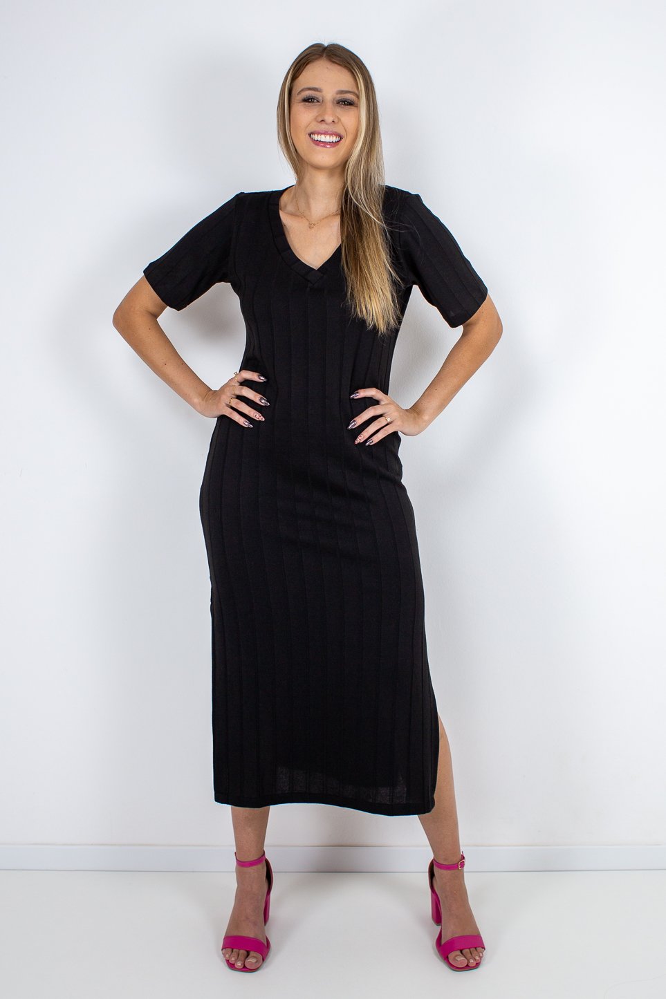 vestido preto midi casual