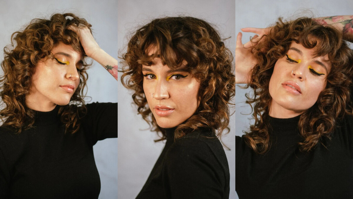 wolf cut ondulado com volume