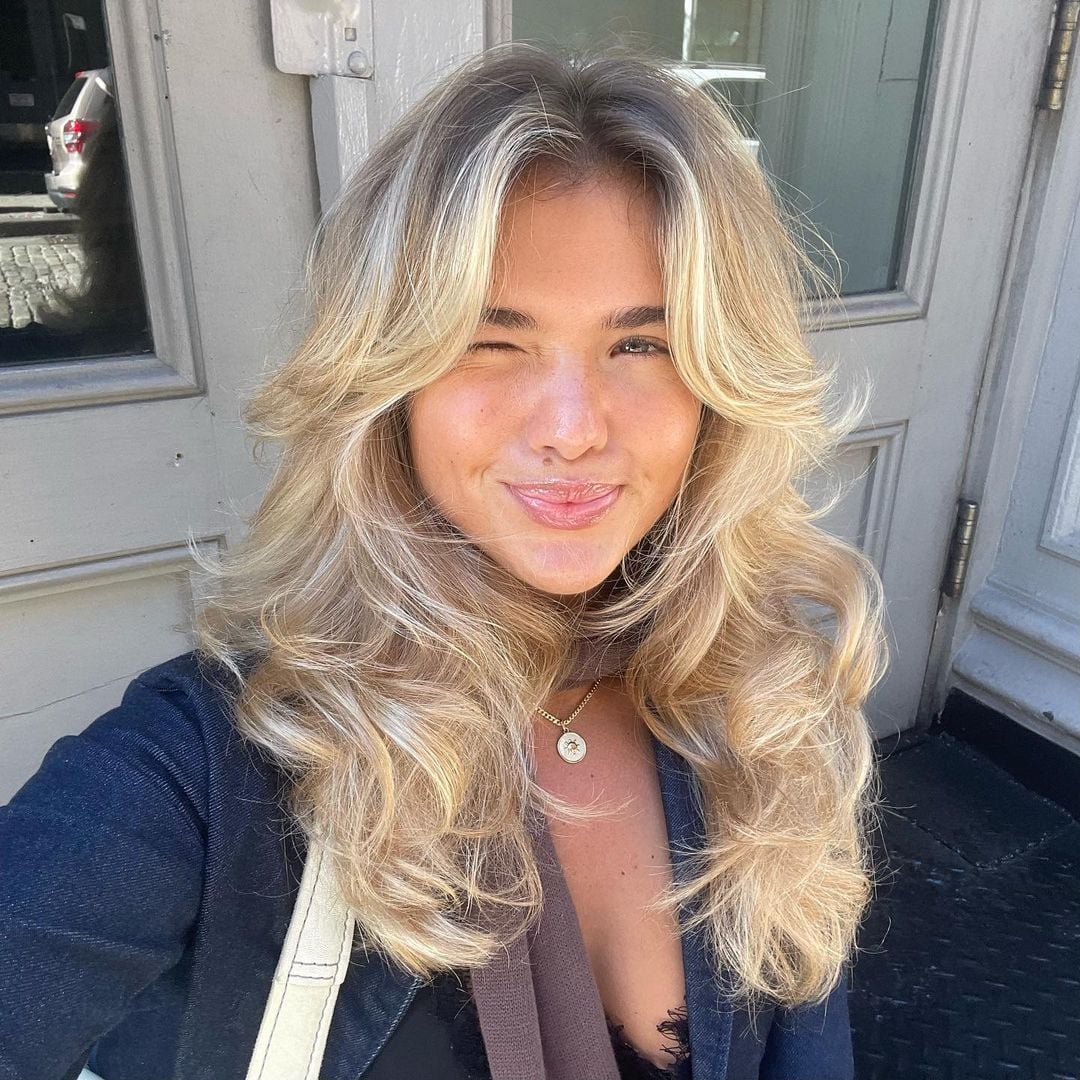 wolf cut cabelo liso rosto redondo